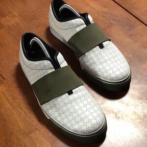 Men's Puma White and Green Casual Shoes